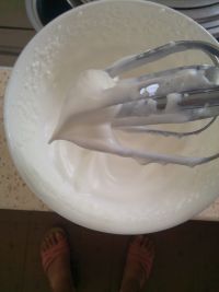 奶油夹心海绵蛋糕