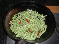 黑木耳炒豇豆