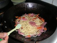 泡菜煮意面
