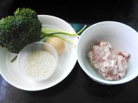 西兰花肉丸粥