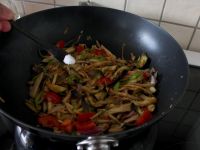 茄子焖面