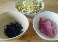 螺旋藻豆芽肉片汤