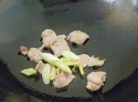 螺旋藻豆芽肉片汤