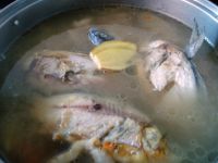 清补鲫鱼汤