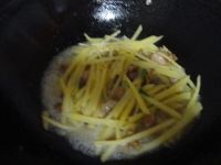 土豆炒肉片