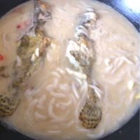 鳜鱼煮粉