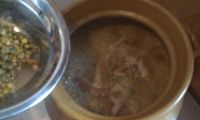 百合绿豆鸽子汤