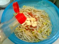 黄豆芽凉拌面