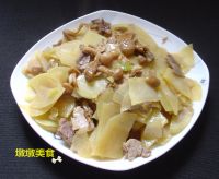 土豆片炒滑子蘑