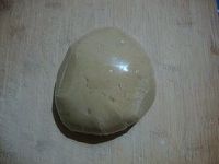 广式草莓豆沙月饼