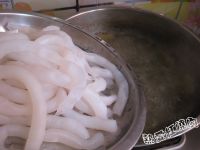 鲟龙鱼筋羊排煲