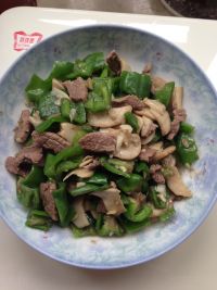 杏鲍菇炒青椒牛肉