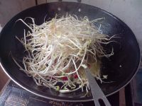韭菜炒豆芽