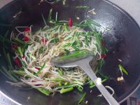 韭菜炒豆芽