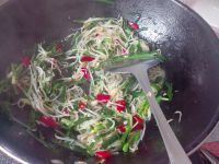 韭菜炒豆芽