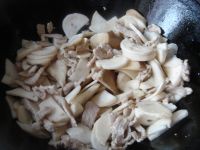 番茄杏鲍菇肉片汤