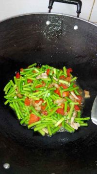 蒜苗炒肉