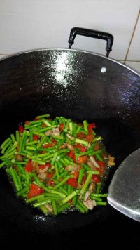 蒜苗炒肉