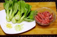 菜心肉片