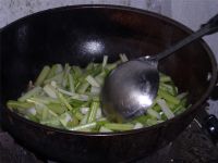 肉末炒芹菜