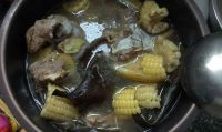排骨玉米海带汤