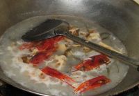 腐竹虾头汤