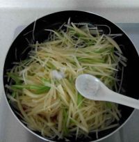 酸辣土豆丝