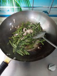 肉丝炒四季豆