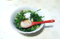 浇油韭菜肉丝面