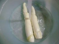 皮蛋拌茭白