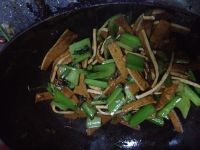 豆干炒芹菜