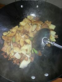 菜心炒土豆片