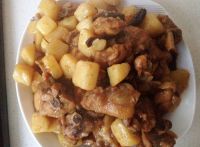 土豆炖鸡