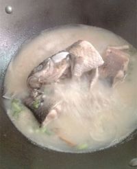 茶油豆腐鱼汤