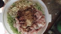 芹菜肉馅大包子