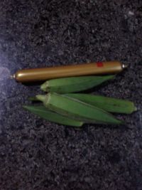 秋葵炒火腿肠