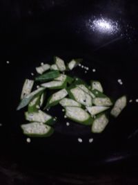 秋葵炒火腿肠