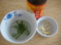 蚝油茭白草菇