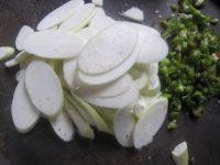 清炒茭白
