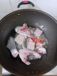 砂锅鱼头酿豆腐煲