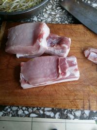 肉丁炸酱