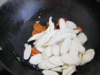 胡萝卜炒茭白