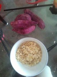 紫薯麦片粥