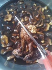 香菇炖土鸡