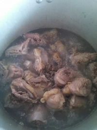 香菇炖土鸡