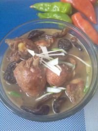香菇炖土鸡