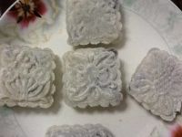 豆沙冰皮月饼
