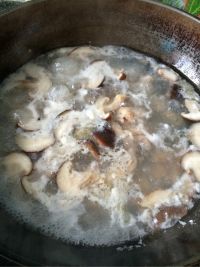 香菇海鲜面