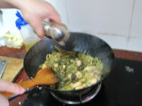酸菜焖腩肉
