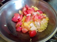 西红柿豆腐炒蛋